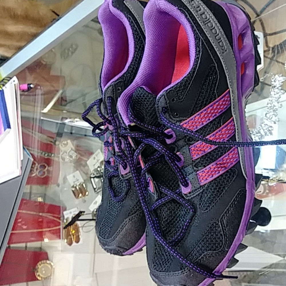 Adidas Tennis Shoes size 10 m